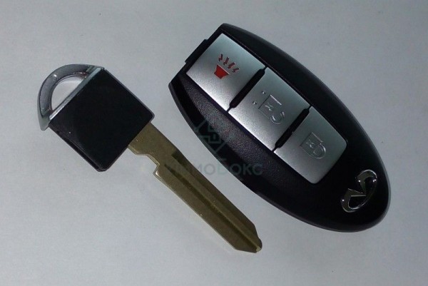 электронный смарт ключ инфинити с лезвием мехнического ключа для аварийного доступа